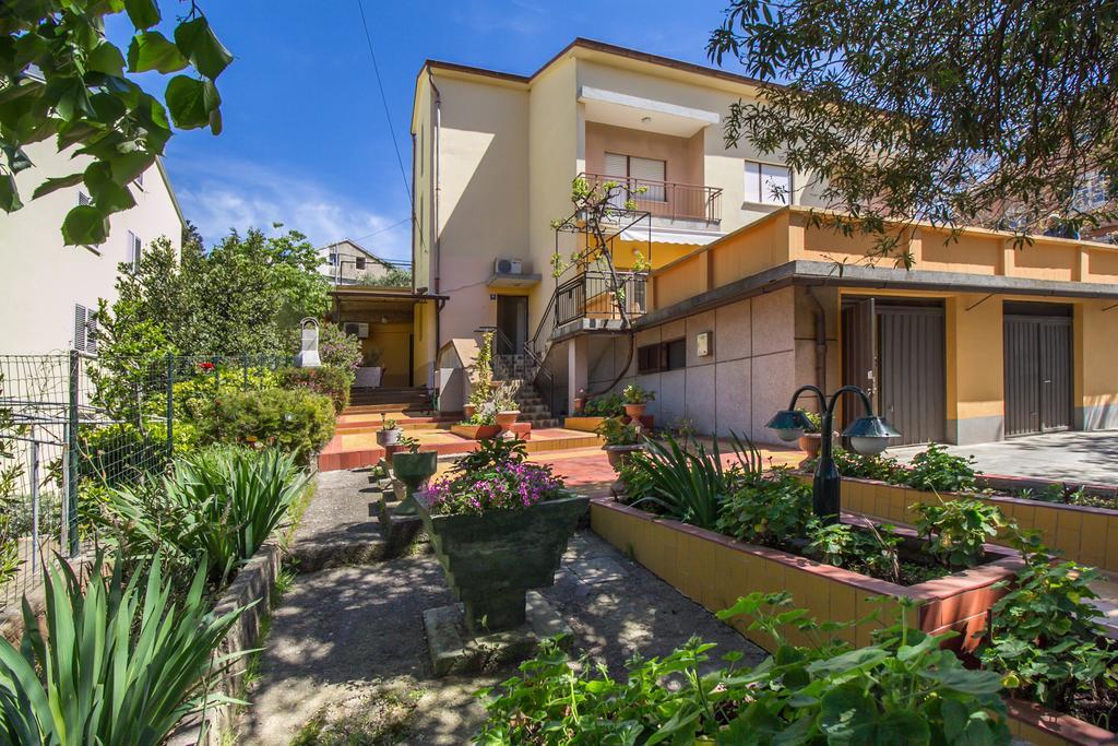 Apartment Oleander Mali Losinj Ngoại thất bức ảnh